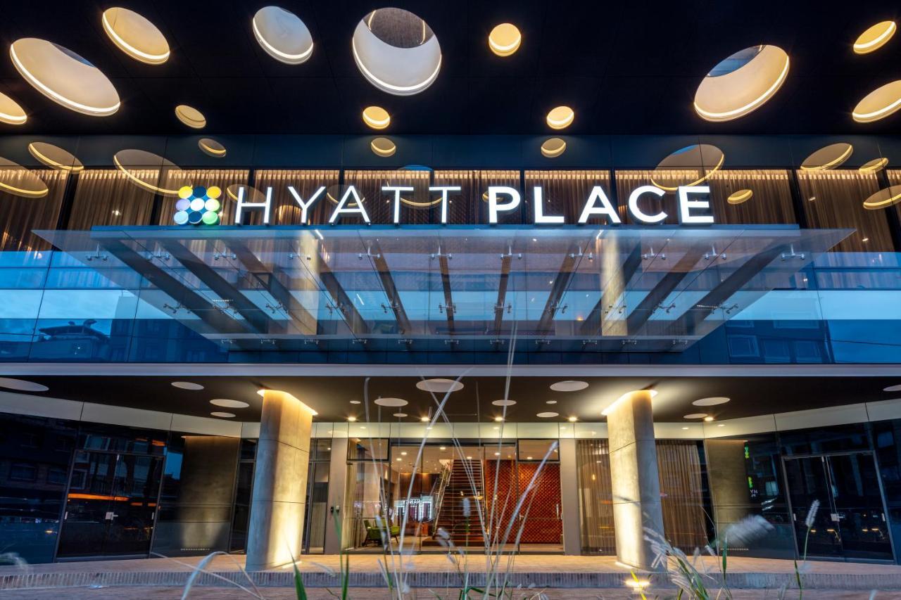 Hyatt Place Bogota Convention Center Exterior photo